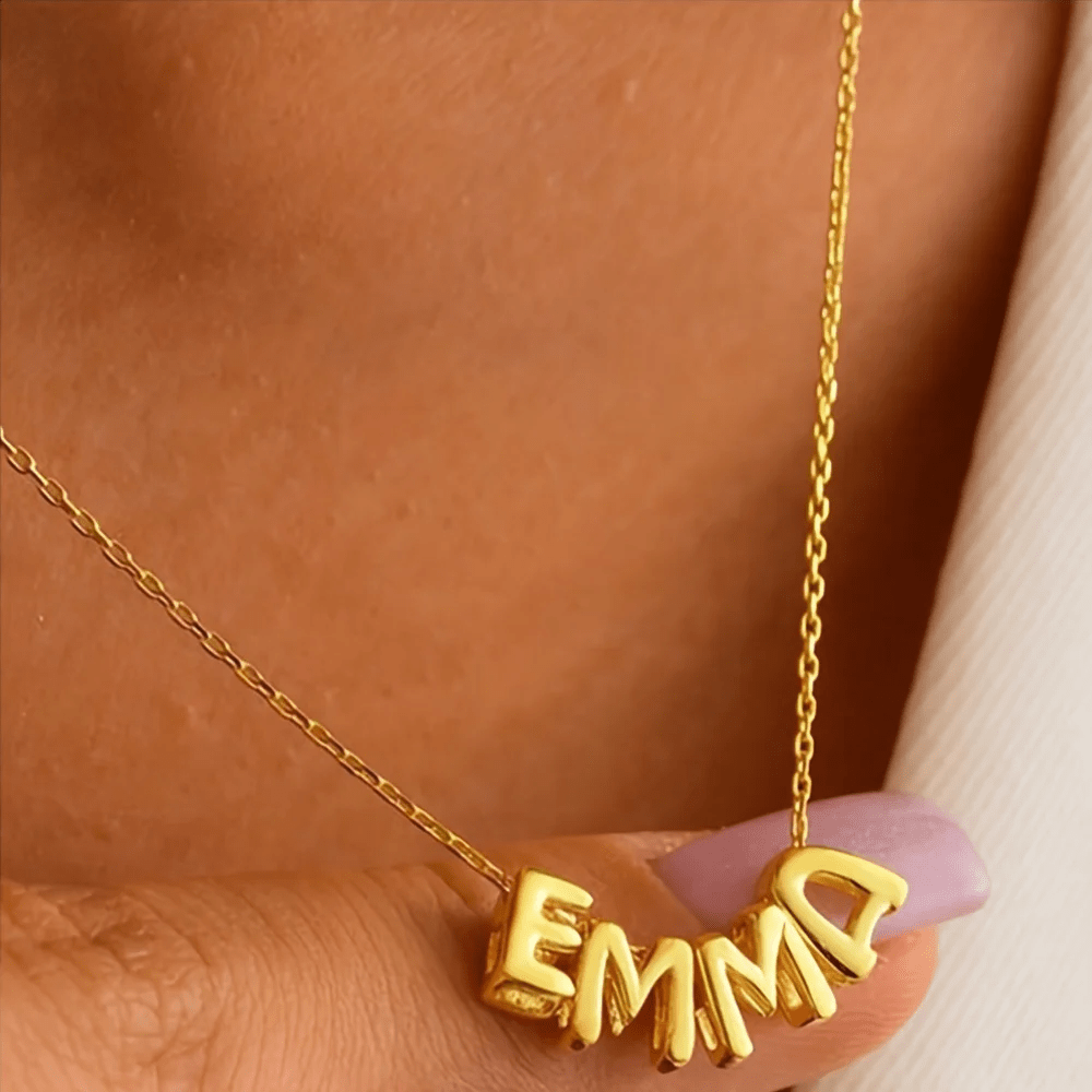 Personalisierte Namenskette mit 3D-Buchstaben Diamanta BoldLetter™